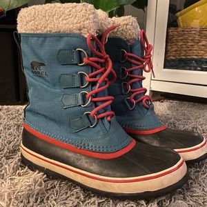 Sorel women’s 8.5 winter boots